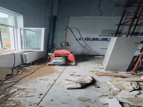 单县地基基础下沉墙体裂缝加固注浆顶升施工